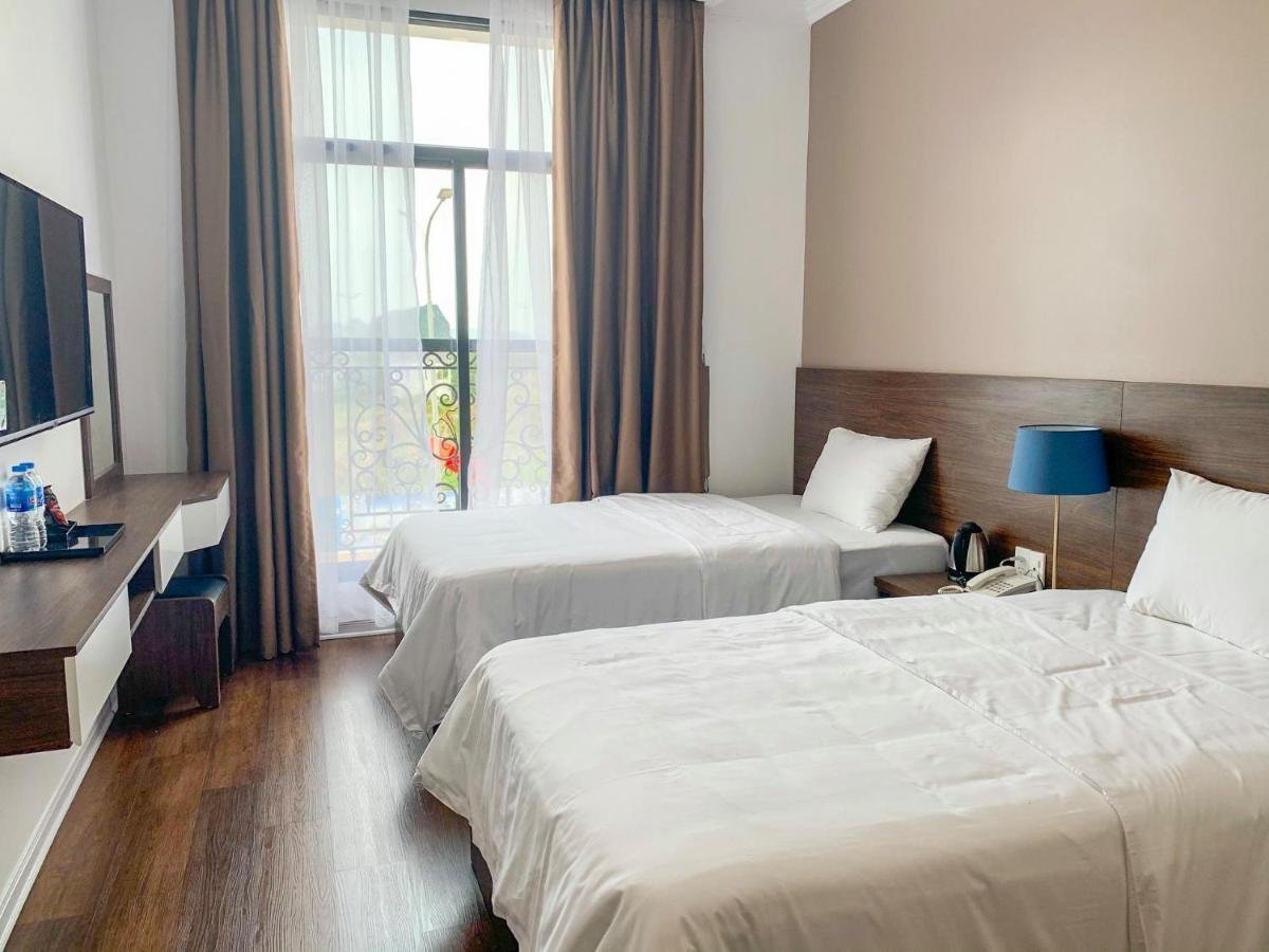 Minh Phong Hotel Ha Long Exterior photo